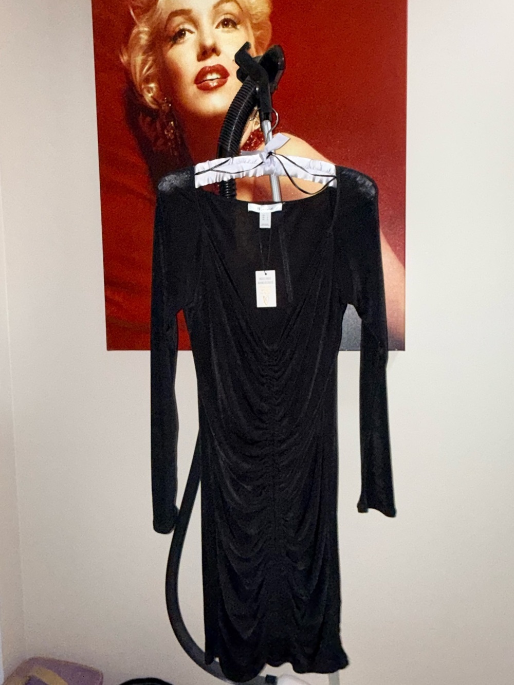 Revamped Black Long-Sleeve Ruched Stretchy Dress